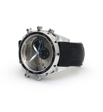 Наручные часы с видео камерой для записи